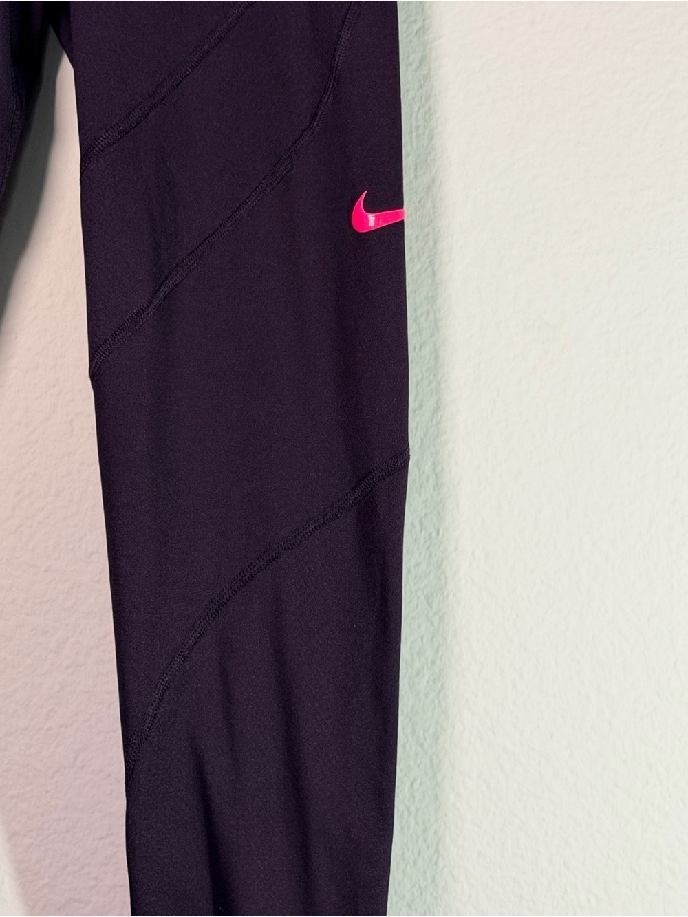 Nike Pro Hyperwarm Leggings Medium Burgundy Thermal Compression Tights - Picture 6 of 8